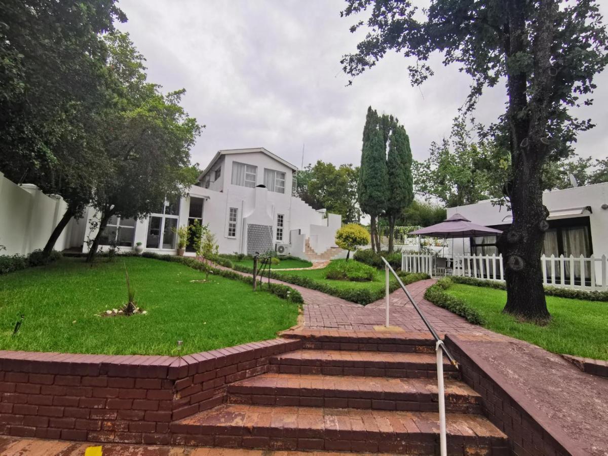 Muco Guest House Johannesburg Exteriör bild